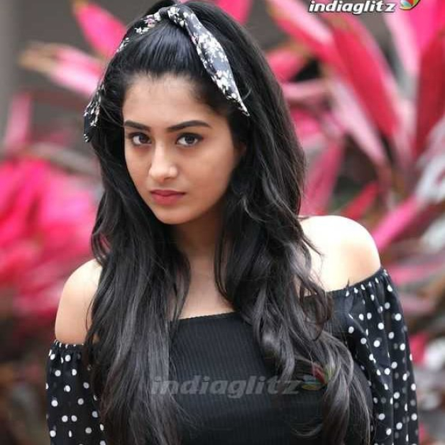 Titwala Escorts & Call Girls in Titwala